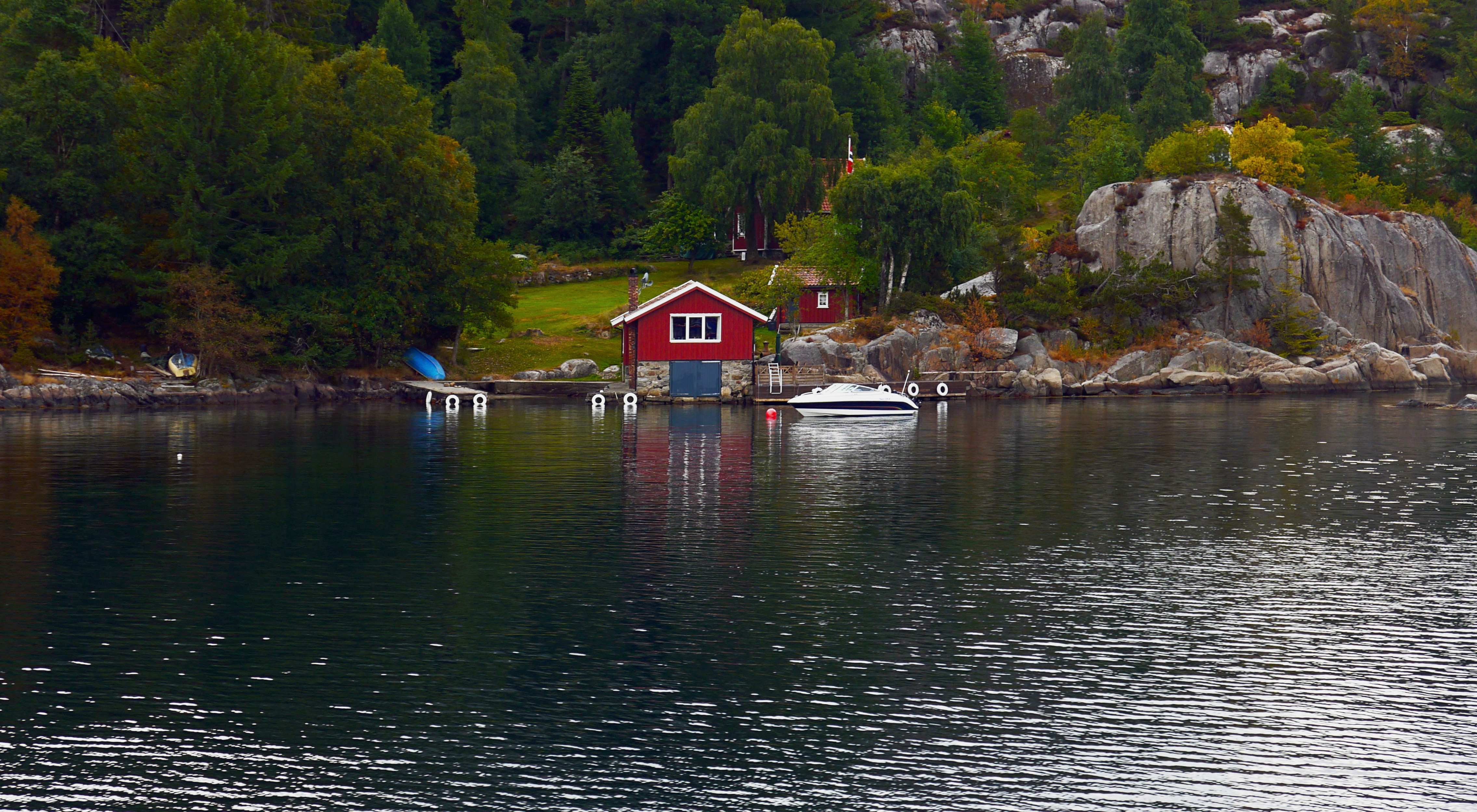 COVE.JPG