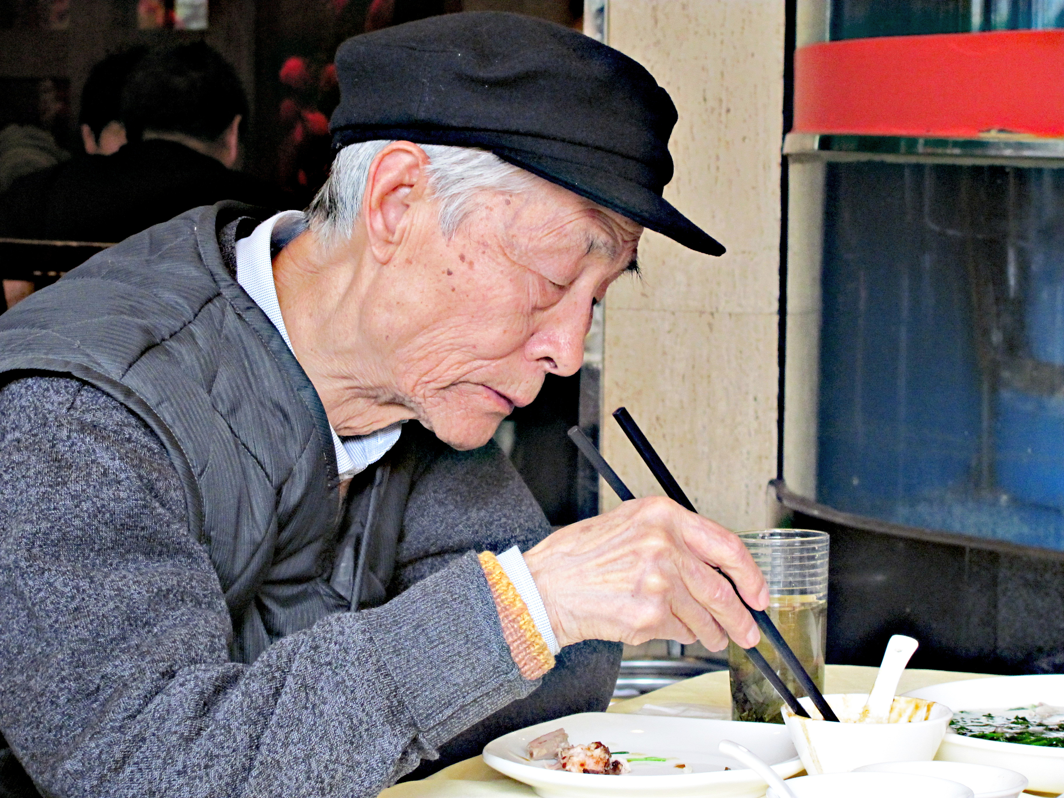 OLD_MAN.JPG